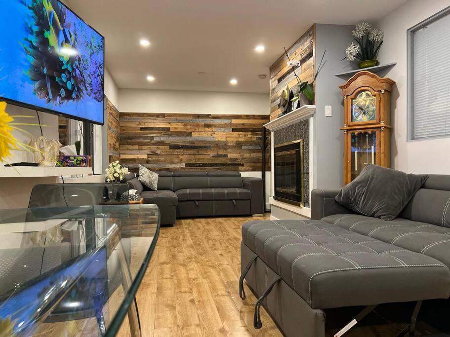Westview Vacation Rental - Two Br House Северный Ванкувер Экстерьер фото
