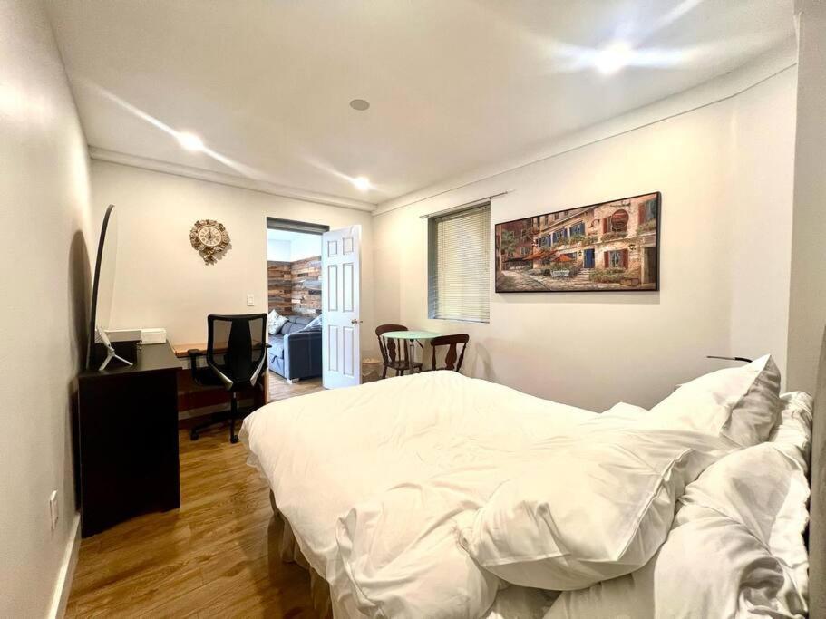 Westview Vacation Rental - Two Br House Северный Ванкувер Экстерьер фото